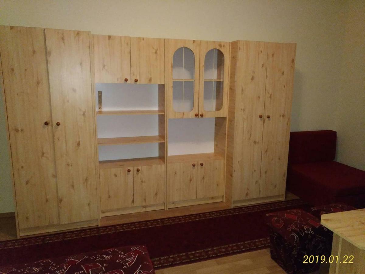 Nora Apartman Apartment Balatonfuzfo Exterior photo